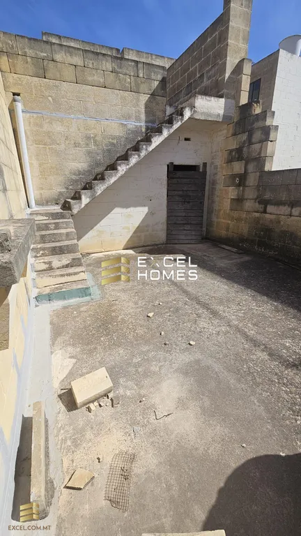 Maisonette - Kerċem